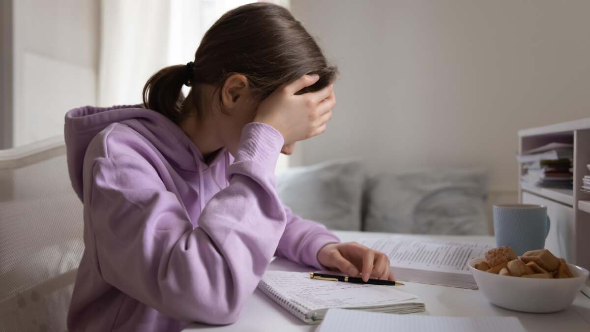 薬が不足しているときにお子様が ADHD の症状を自然に管理できるようにする方法
