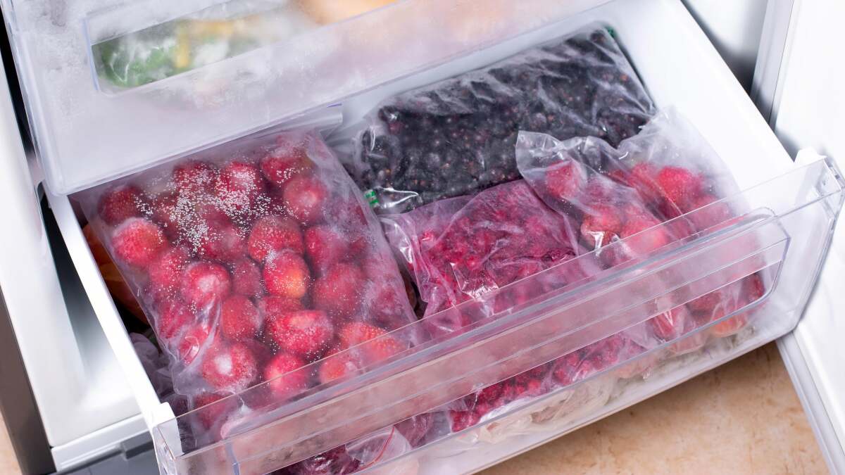 あらゆる種類の新鮮な果物を冷凍する最良の方法