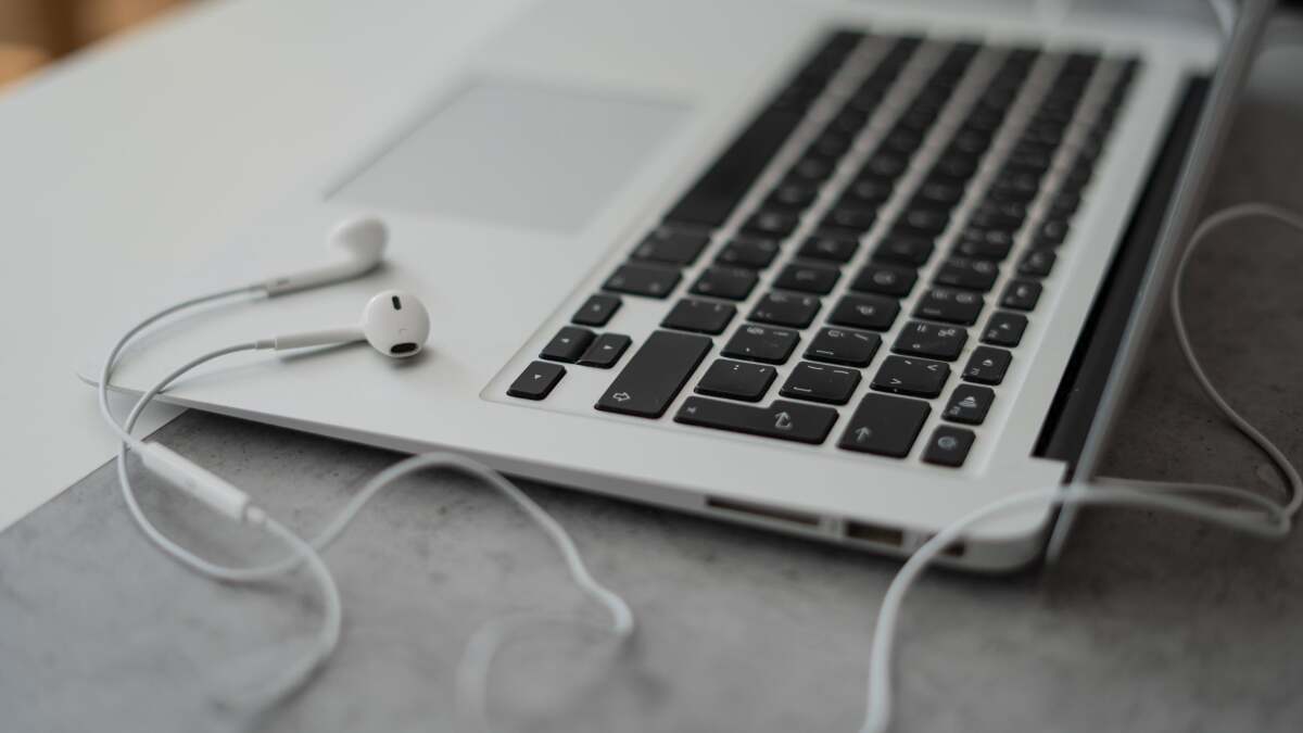 iPhone または Mac からオーディオを編集する最速の方法