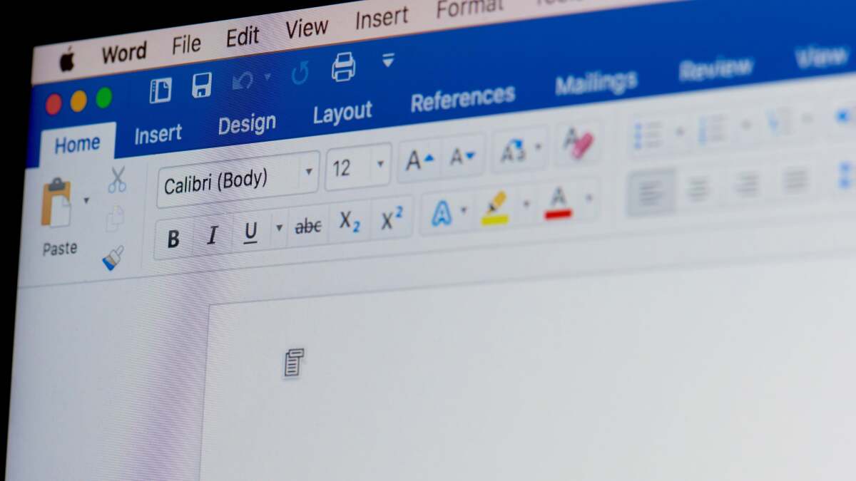 Microsoft Office に (OneDrive ではなく) ファイルを直接コンピューターに保存させる方法