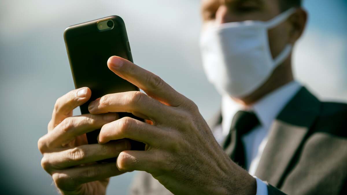 マスクを着用しているときにスマートフォンの顔認証をオフにする方法