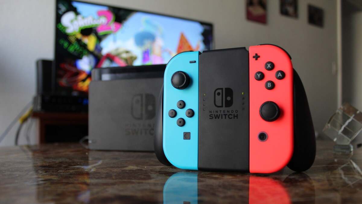 バッテリー寿命が向上した新しい Nintendo Switch を見分ける方法