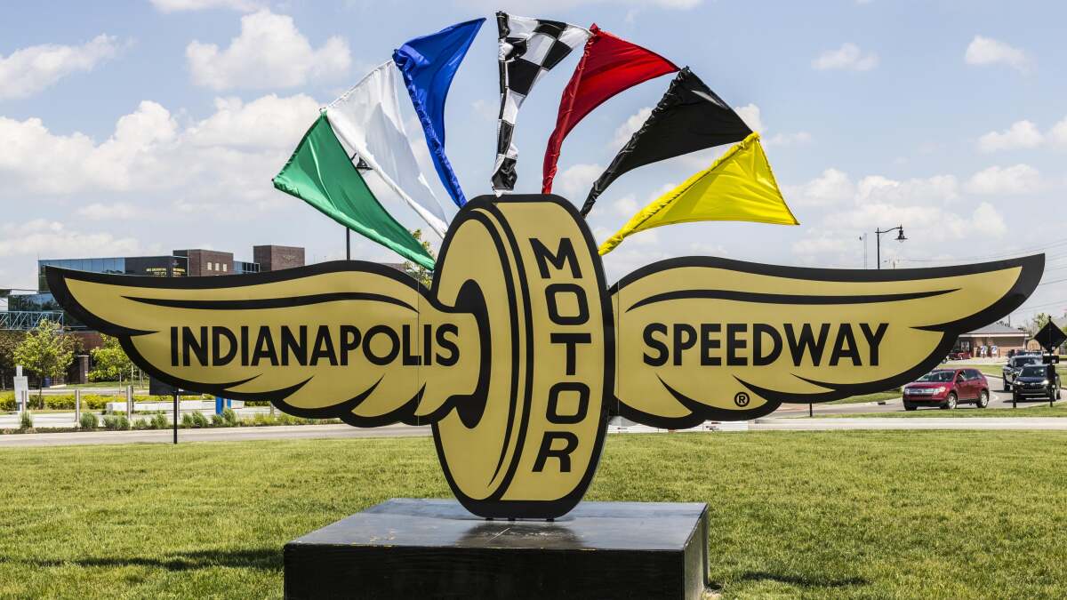 2021 インディ 500 をケーブルなしで無料で視聴する方法