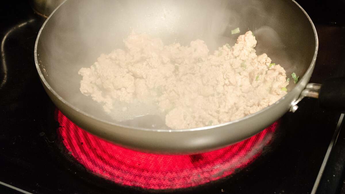 ストーブが冷めるまで掃除をすべきではない理由