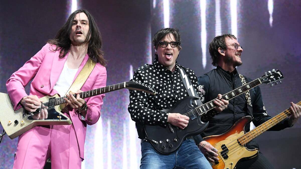 コーチェラサンデーをライブストリーミングする方法