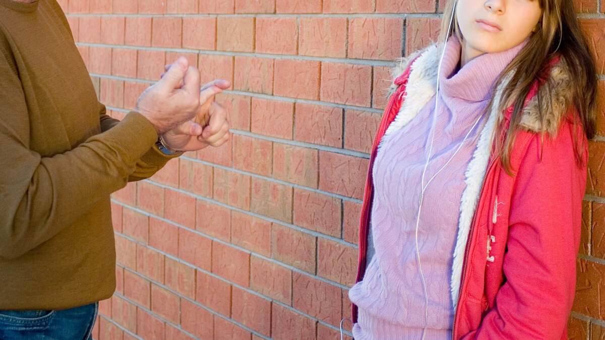 タンポンは卑劣なディルドではありません、および親のためのその他のヒント