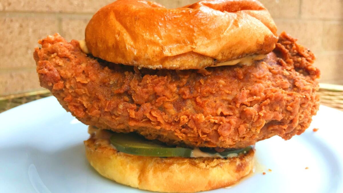 ポパイズのチキンサンドイッチをさらに美味しく作る方法
