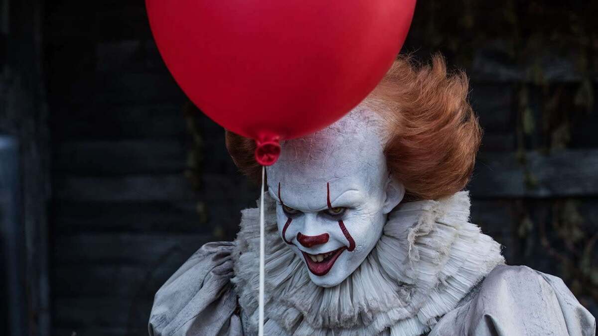 ハロウィン前にスティーヴン・キングの映画 13 本を観て 1300 ドルをゲット