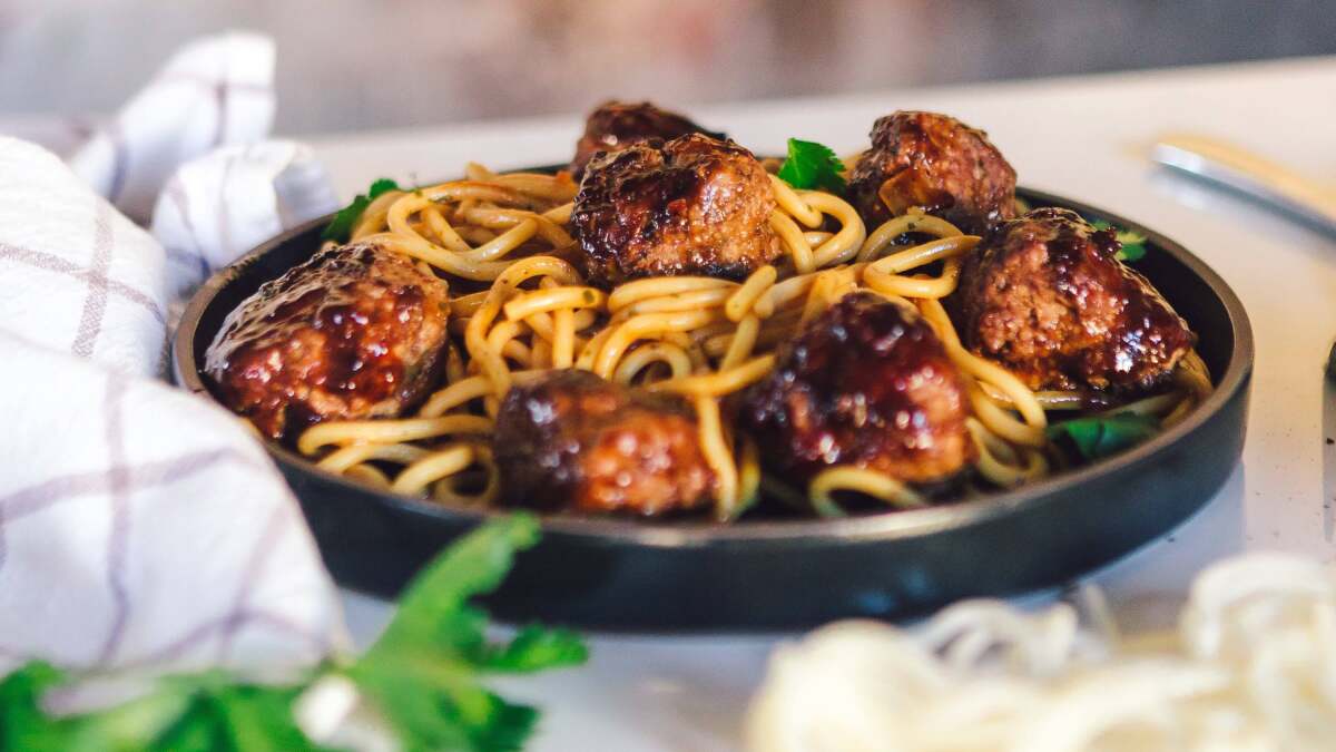 赤身の牛ひき肉に豚ひき肉を加えるべき理由
