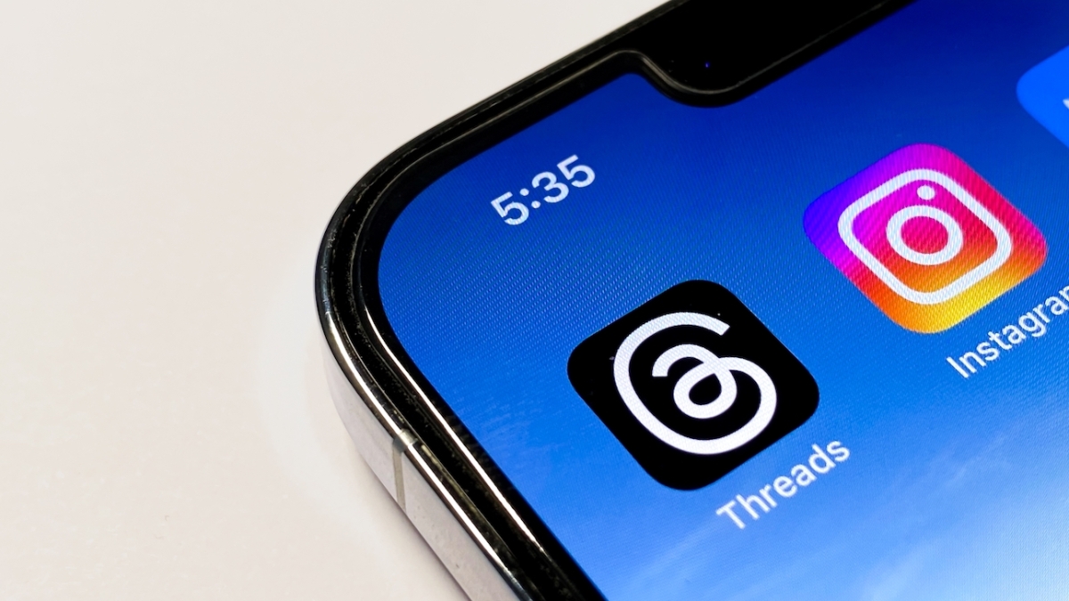 Instagram や Facebook に自分のスレッドが表示されないようにすることができます