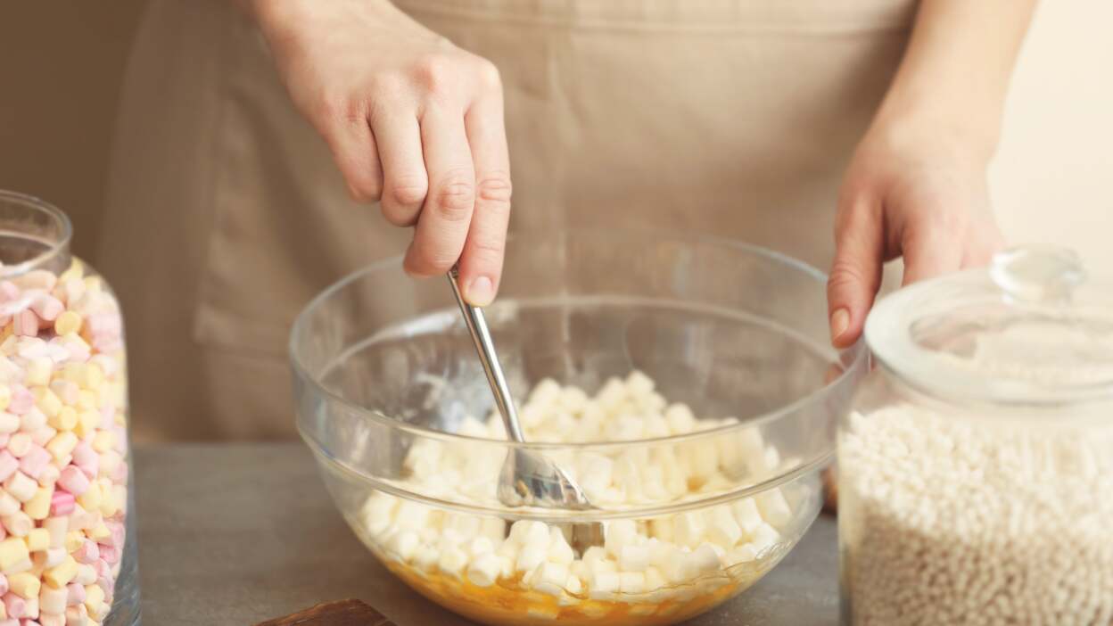 Salty-sweet potato chip krispies