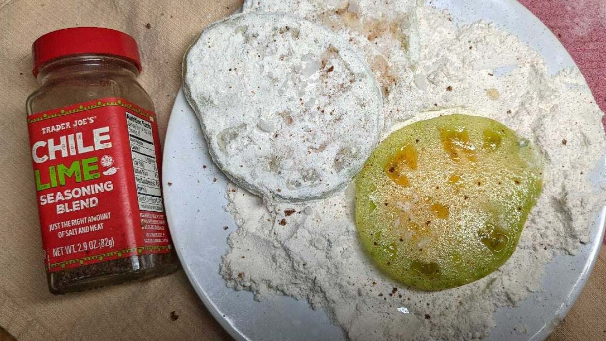 Fried green tomatoes